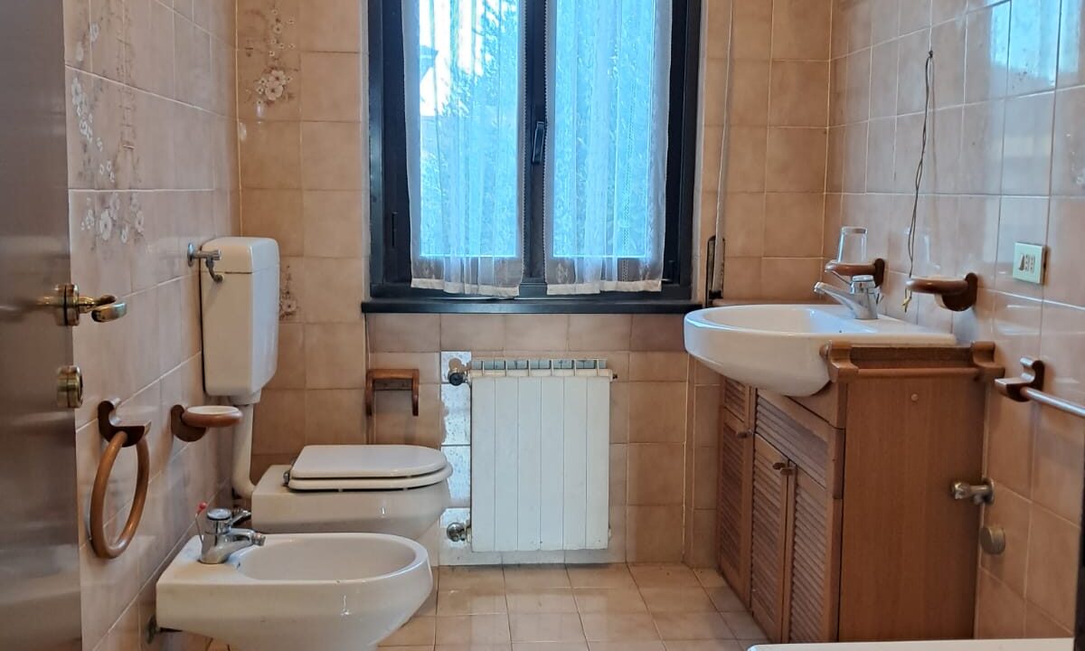 974e1e60-c202-430e-af45-3680a133c2fe