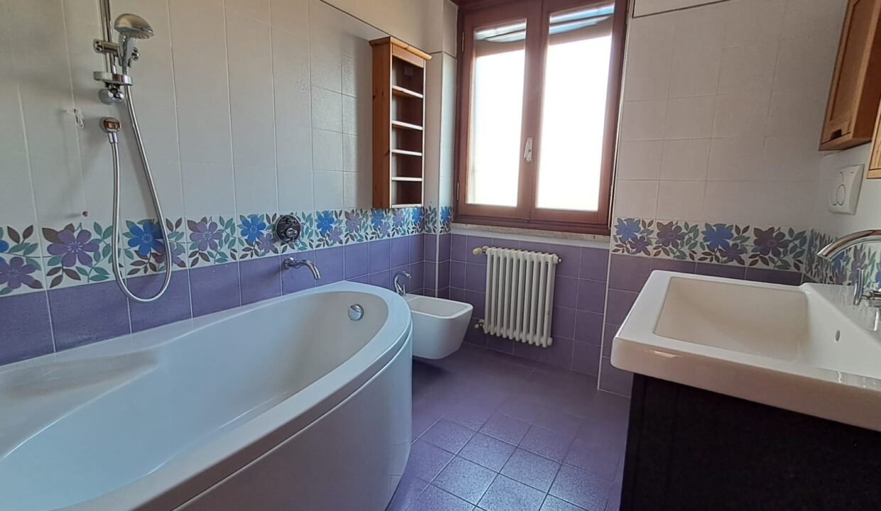 20cf4776-05ed-4ea0-acfd-0ca2f4fdcda0