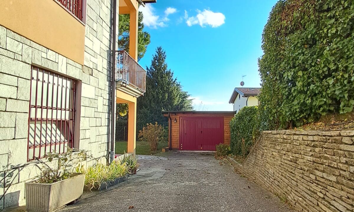 2643a563-f3f1-4d5d-bd59-0465ee7331cf