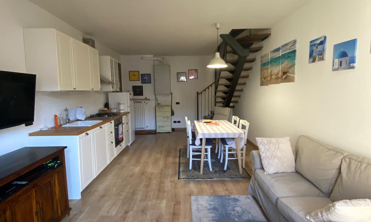 609b6fb7-e1f7-4dc8-9836-d43d6157e688