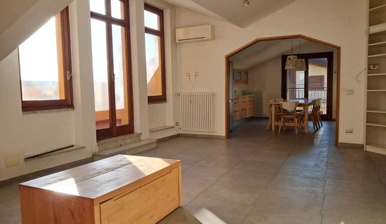 83be9a41-8f5d-4502-ba5a-27656c29fd97