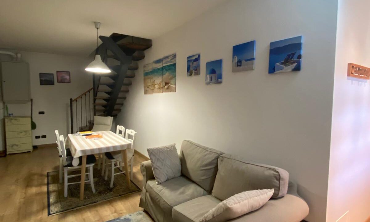 a01166c4-b875-4d14-b1af-d3e6056097e8