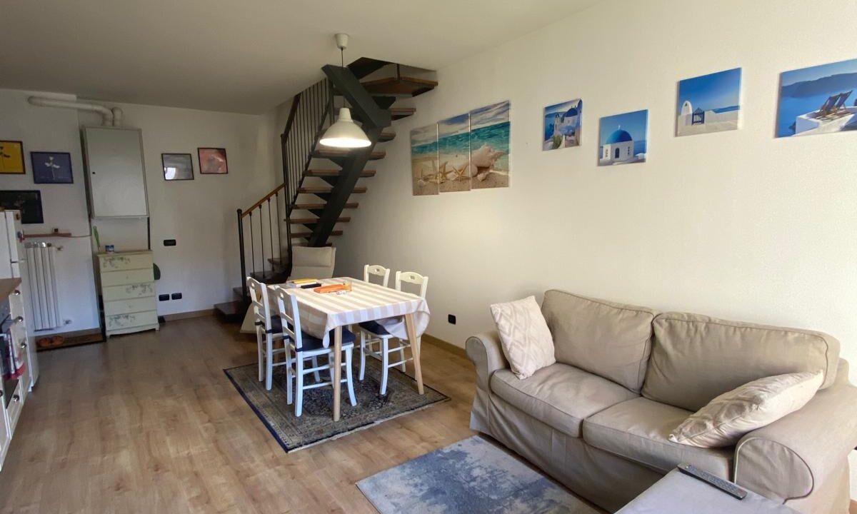 b8140bd4-848c-464a-8e38-a238798cd06a