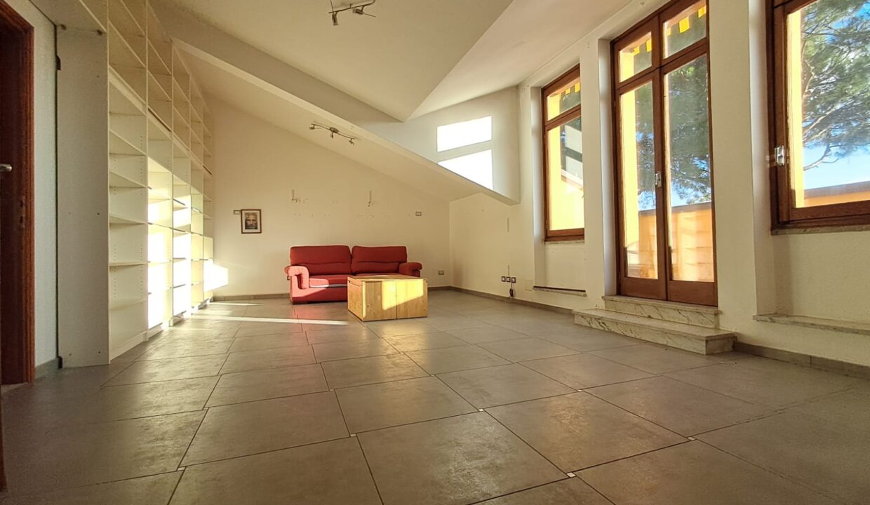 be2c55e4-3bc8-42ff-b275-f6dfe65ae595