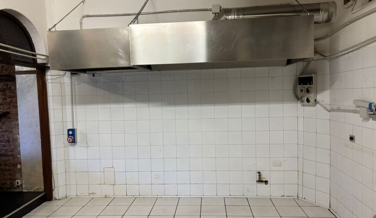 0a5d07ac-45f9-463f-a709-fbdc2704a1da