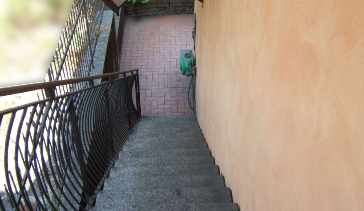 Foto_page-0009
